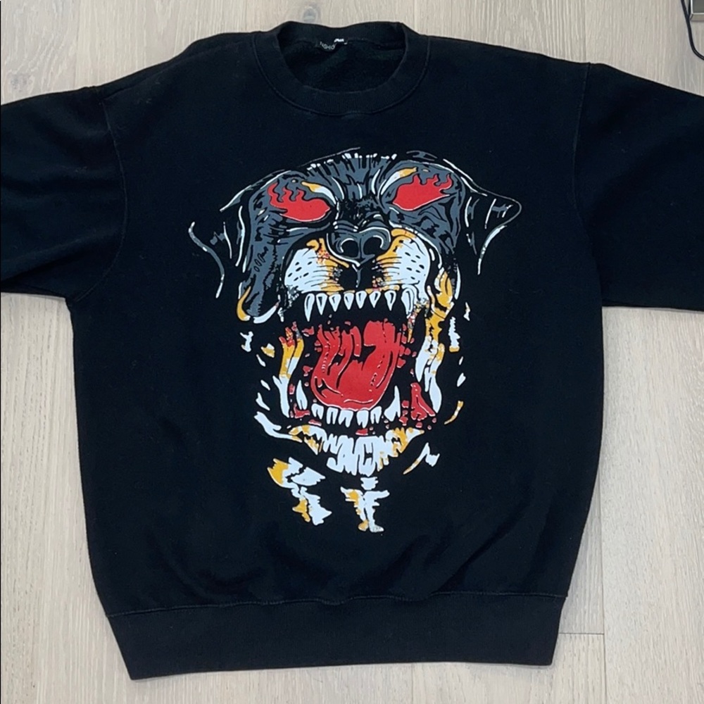 Black Fashion Nova Graphic Sweatshirt